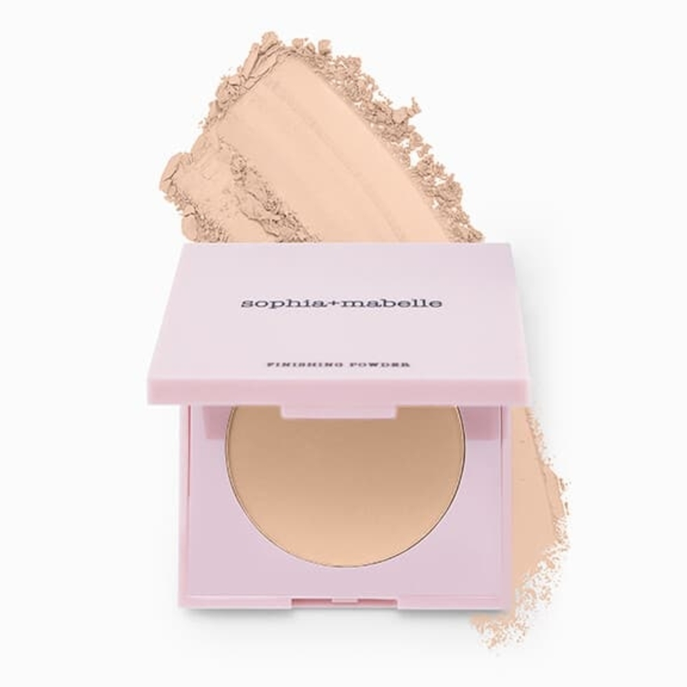 SOPHIA + MABELLE Finishing Powder in Almond Whisperer